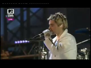 30 seconds to mars ft kanye west hurricane live at mtv emas 2010